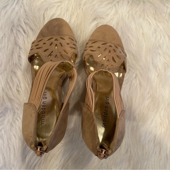 Beige Madden Girl platforms - Picture 4 of 12